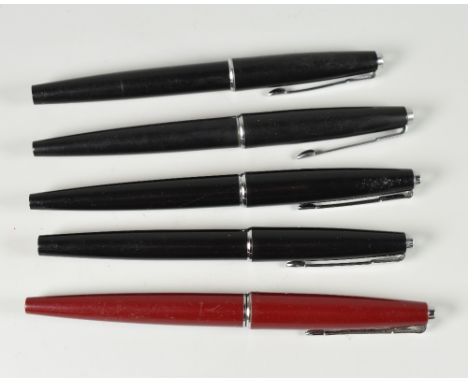THREE VINTAGE PARKER 45 FOUNTAIN PENS one red, two black, two early 70s Parker 'New Slimfold', both black, chrome trim to all