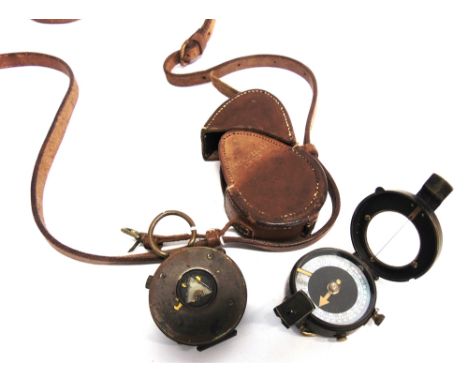 MILITARIA - A GREAT WAR BRITISH MARCHING COMPASS  by Cruchon & Emons of London, the reverse inscribed with War Department arr