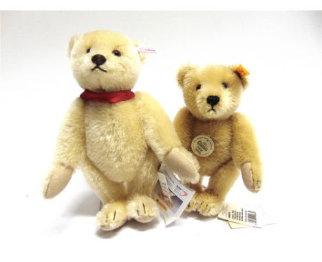 TWO STEIFF COLLECTOR'S TEDDY BEARS  comprising Jubil. Baer (100 Years of Steiff), 2002, blonde, 26cm high; and 1951 Classic T