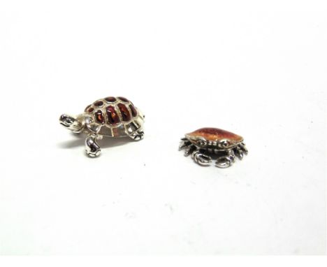 SATURNO SILVER:  a silver and enamel crab 2cm wide, and a tortoise 3cm long, both with certificates and original pouches