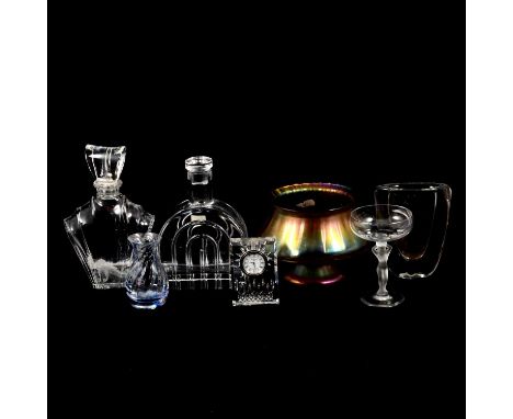 Quantity of modern decorative glassware including Tiffany style iridescent glass pedestal bowl, a decanter by Laura Griziotti