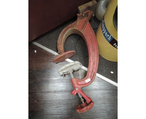 A vintage Stenorizer tyre changers wheel clamp