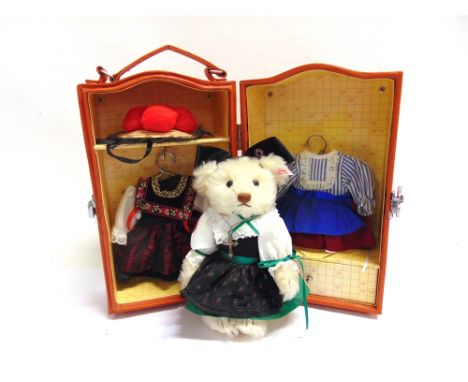 A STEIFF COLLECTOR'S TEDDY BEAR 'LICCA'  (EAN 676871), off-white, limited edition 76/1000, with certificate of authenticity, 