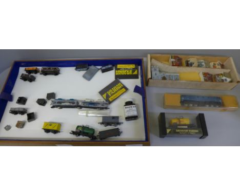 A Minitrix N gauge class 31 model railway locomotive and rolling stock by Graham Farish and Lima with a Wade Whimsey-on-Why m