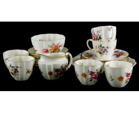 A quantity of Royal Crown Derby Derby Posies pattern tea ware, to include six cups, six saucers, etc.