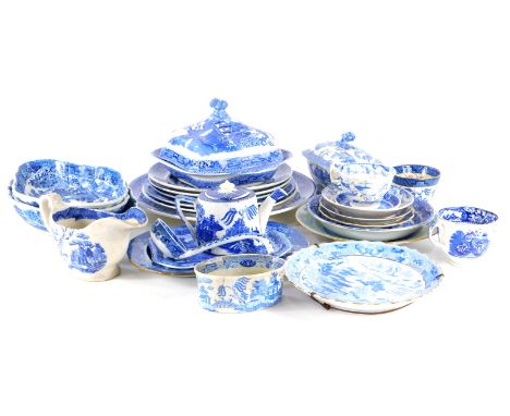 A collection of 19thC and later English pottery and porcelain, blue and white Willow pattern and other blue and white service