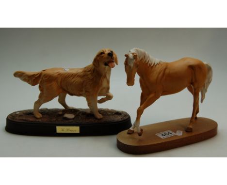 Beswick Matte Palomino Horse on wood plinth and Beswick The Retriever on oval ceramic base. (2)