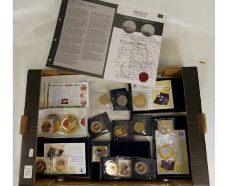 A job lot collection of modern UK silver coins and medallions comprising a facsimile Edward III double leopard in Platinum we