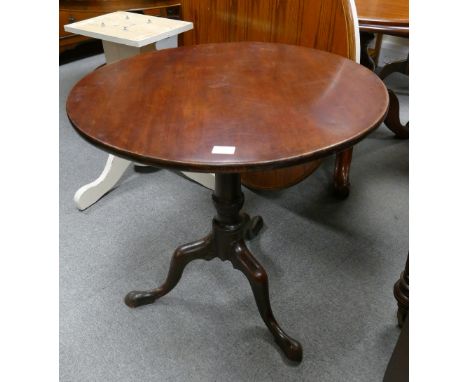 Georgian mahogany tripod table 