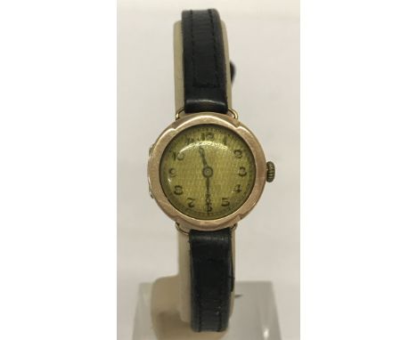 A 1930's 9ct gold cased ladies wristwatch by Tavannes, on original leather strap. . Engine turned decoration to face. Inside 