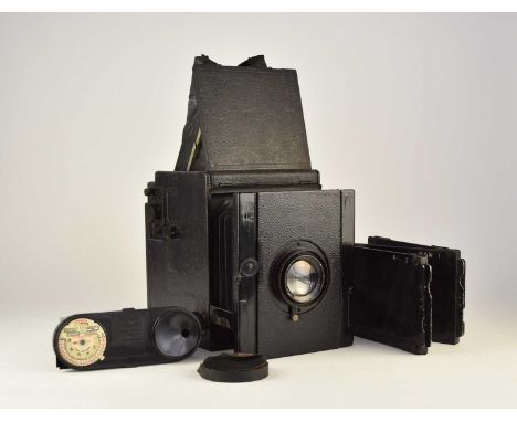 A half plate field camera, inter-war periodWith C.P.Goerz 1:4.5 f=200mm lens and three plate holders, together with an associ