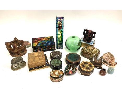 A mixed to include a number of trinket pots and boxes, papier mache, green glass fisherman's float, small cloisonne enamel va