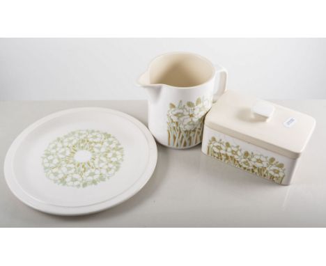Hornsea "Fleur" pattern dinner and tea service, (quantity).