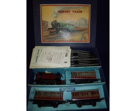 Boxed Hornby clockwork O gauge No 101 tank passenger set with LMS 2270 engine 