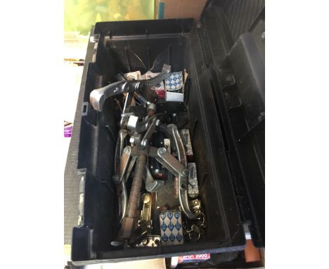 Toolbox complete with tools 