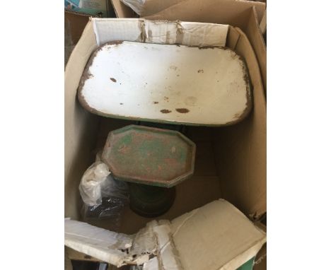 Kitchen scales and weights 