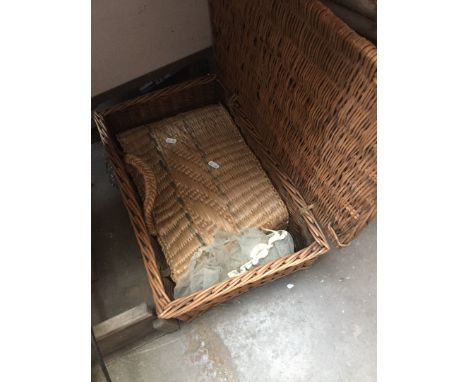 Wicker picnic hamper and straw shopping bag 