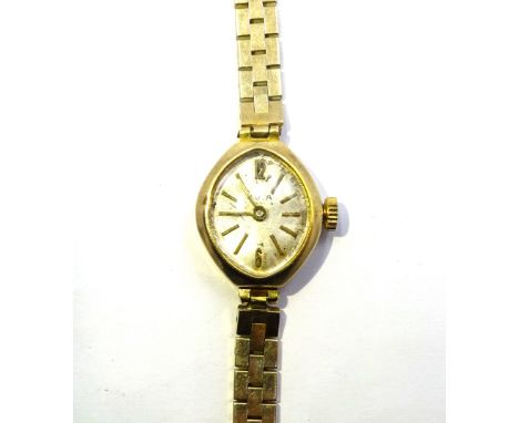 Avia 9ct gold ladies quartz bracelet wristwatch, hallmarked Condition Report & Further Details Approx 10.1gm excluding moveme