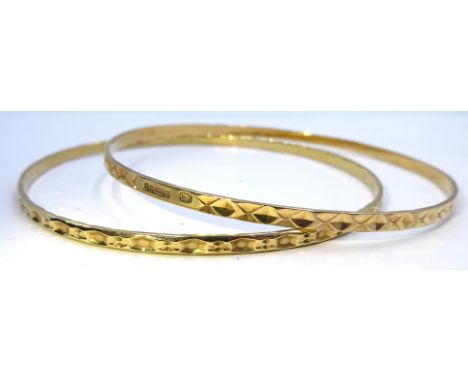 Two 9ct gold bangles hallmarked, approx 11.5gm Condition Report & Further Details Click here for further images, condition, a