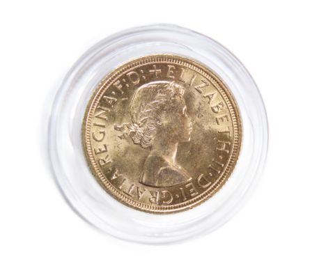 Elizabeth II Gold Sovereign. 8g. Crowned bust right, ELIZABETH II DEI GRA REG F D. R. St George and dragon. 1958 in ex. Mint 