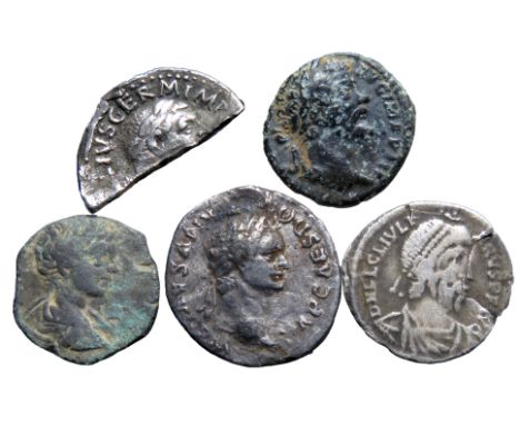 Roman Silver Coin Group. Circa 1st-4th century AD. Vitellius, Domitian, Septimius Severus and Julian II. PAS: SUR-135971.