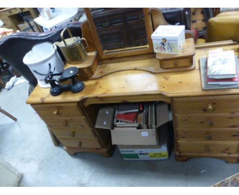 Modern Pine Twin Pedestal Dressing Table with Mirror