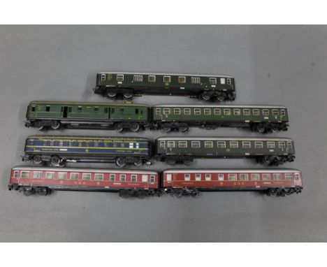 A group of seven Marklin HO scale coaches, all without their boxes 