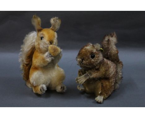 Two late 1940's-60's Steiff squirrels, to comprise an early post-war squirrel carrying a nut, dated 1949-56, and a Perri squi