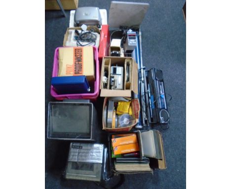 A large quantity of slide projector Prinz ProofMaster projectors and equipment.