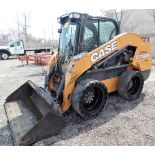 2020 CASE SV280B SKID STEER, ENCLOSED CAB, SOLID SMOOTH TIRES, HYDRAULIC COUPLER, LCD DISPLAY AND