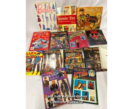Fourteen assorted collecting books and magazines including Action Man, Barbie and Vintage Toys / AN10 