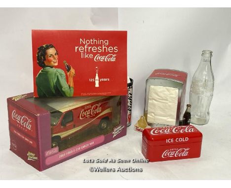 Coca -Cola collectables including Johnny Lightning Ford van 1:24 scale model / AN9 