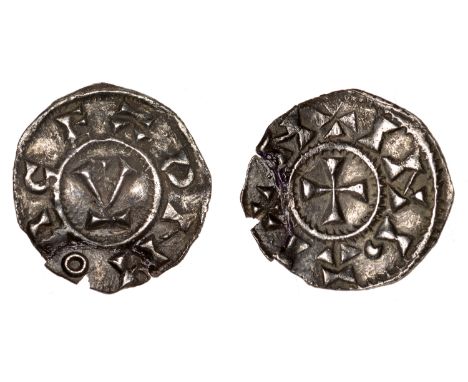 Danish East Anglia, St Edmund Memorial coinage, Penny, ‘Inda’, osc eadnm, large A, rev. + inda i + m, 1.27g/3h (N 483; S 961)