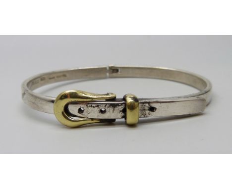 A Mexican silver buckle bangle, with import hallmark, 20g, 45mm x 60mm