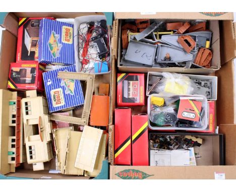 Two large trays containing a variety of accessories: Hornby-Dublo D1 items – 2 x terminal stations, 1 Island platform, 2 sign