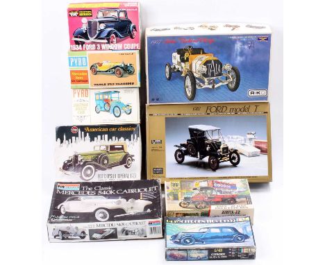 9 various plastic kits with examples including a Monogram 1/24th scale Mercedes 540K Cabriolet, an Airfix 1/25th scale 1932 C