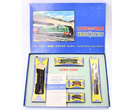 Lone*Star Treble0lectric EL50 Goods set comprising D5000 Bo-Bo BR unlined green diesel loco, four wagons, track &amp; instruc