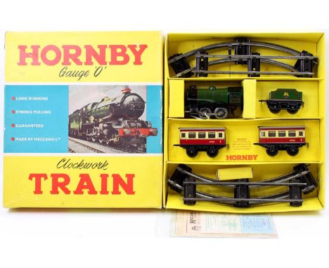 1954-66 No.21 Hornby Passenger set, clockwork, comprising Type 20, 0-4-0 loco &amp; tender BR lined green 60985 with two maro