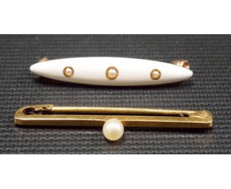 Small 9ct pearl set bar brooch; together with a yellow metal white enamel bar brooch set three seed pearls, weight overall 2.