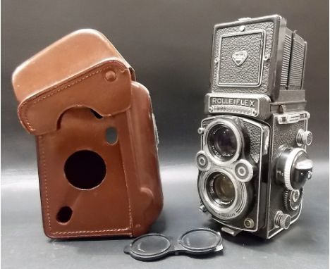 Rolleiflex Rollei double lens camera, DBP DBGM with double Franke & Heidecke lens, with associated Rolleiflex leather case (2