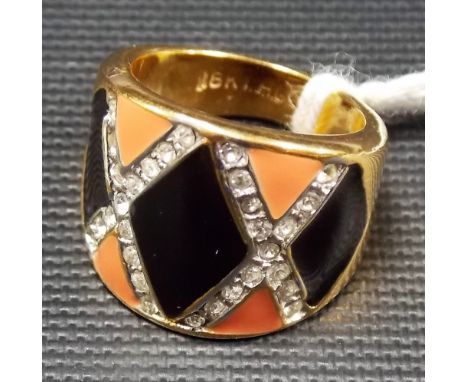 Modern 18ct gold black & peach enamel set dress ring inset with white stones, weight 11.4g