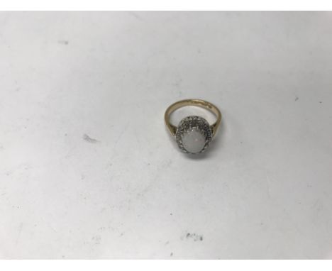 An 18ct gold and opal ring. Weight approx 3.65g, size approx J. NO RESERVE.