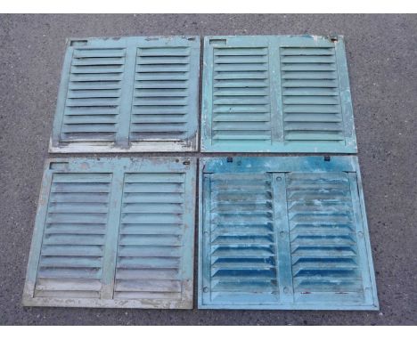 Decorative double louvre fibre panel, 59x65x2cm. (6)
