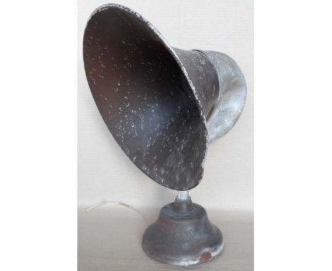 Horn shaped speaker, 50x35x30cm. 