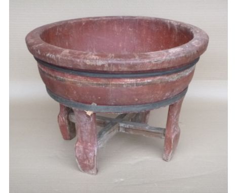 Red wood basin on legs. (2)