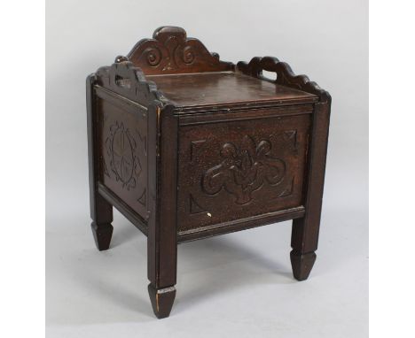 An Edwardian Galleried Box Commode, 44cms Wide 