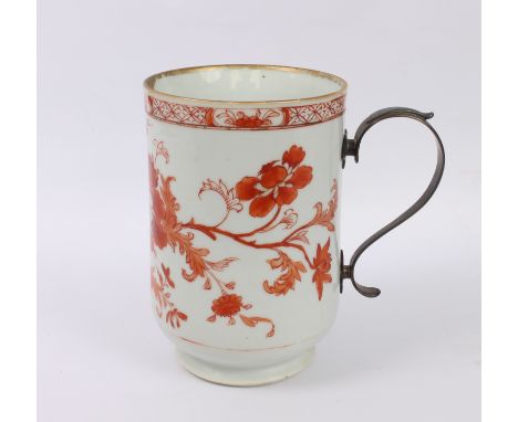 A Chinese export porcelain tankard - late 18th / early 19th century, cylindrical form with tapered base and flared foot, pain