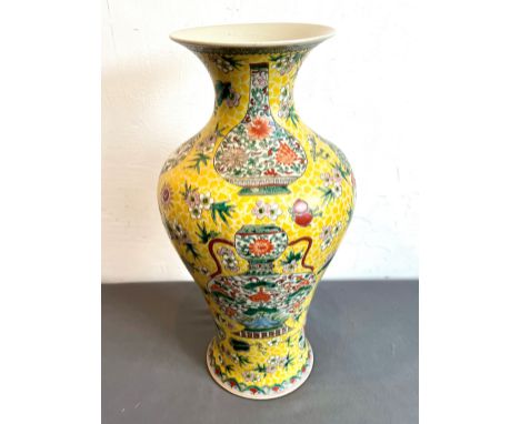A large Chinese porcelain famille rose verte baluster vase - first half 20th century, bearing a six character Kangxi mark, de