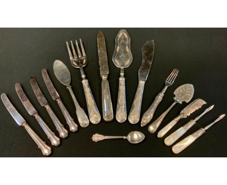 A continental 800 grade silver hafted three piece cake serving set, stamped 800;  Victorian mother of pearl handled knife; ot