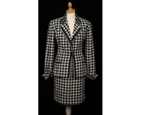 CHRISTIAN DIOR A 1980s-90s ladies monochrome checked silk skirt suit. Fully lined. Fits UK14-16 (Labelled US12) Condition Rep